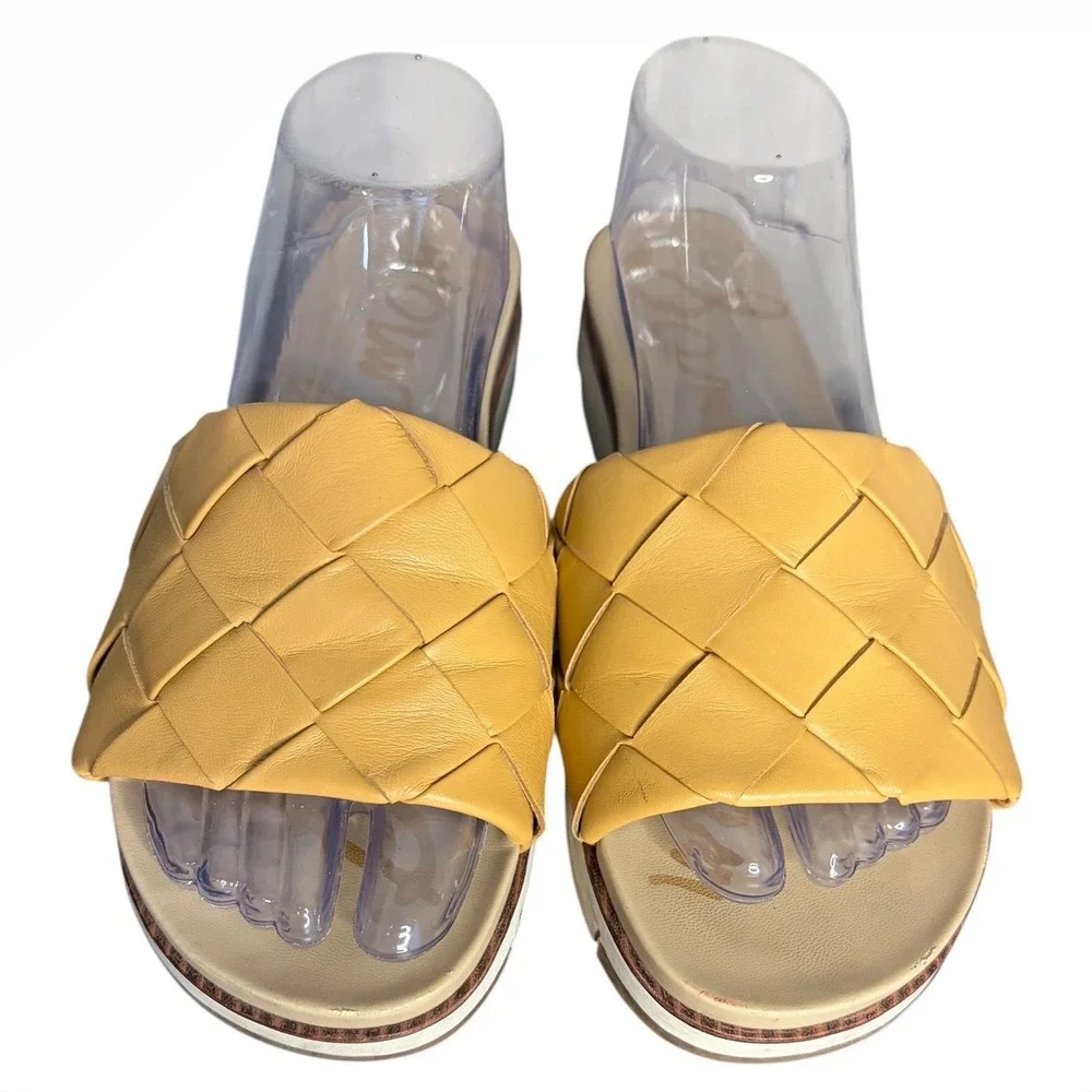 Sam Ed at elman Yellow Slide Sandals Women's Size 9